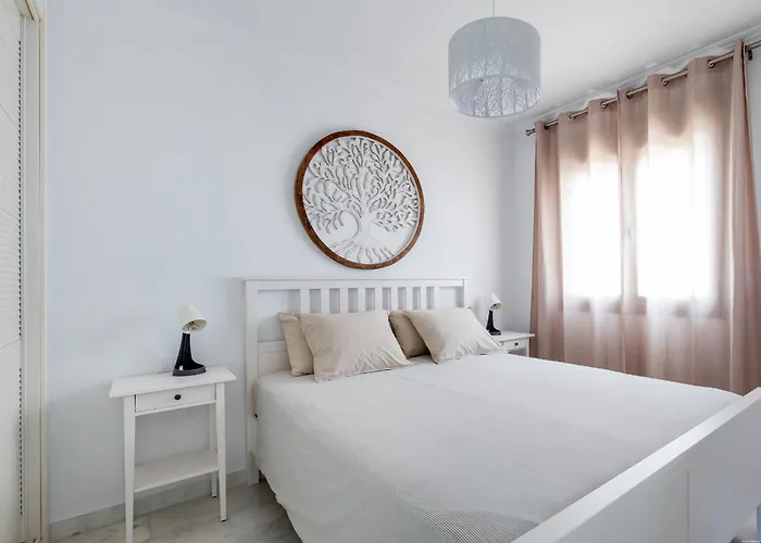 Villa With 4 Bedrooms And Private Heated Pool