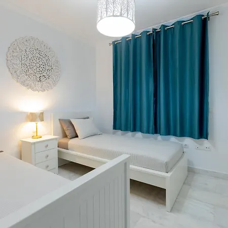 With 4 Bedrooms And Private Heated Pool * San Miguel de Abona