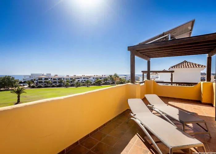 Βίλα With 4 Bedrooms And Private Heated Pool *