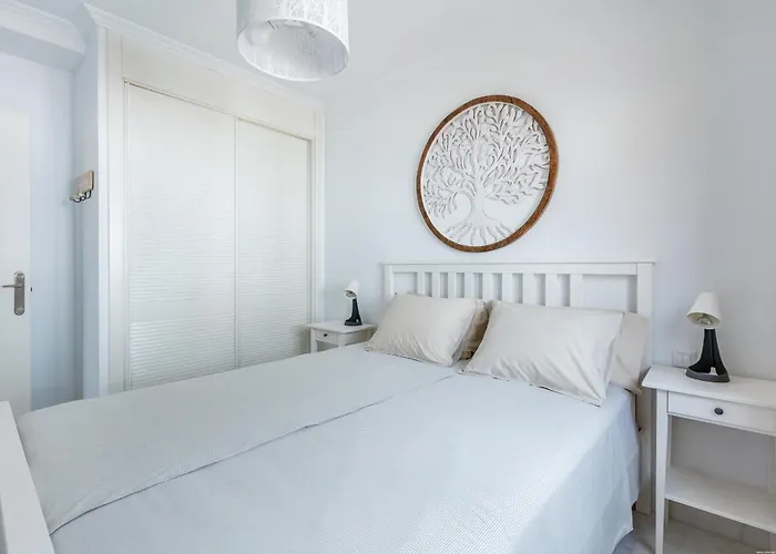 With 4 Bedrooms And Private Heated Pool * Σαν Μιγκέλ ντε Αμπόνα