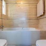 Вилла With 4 Bedrooms And Private Heated Pool *